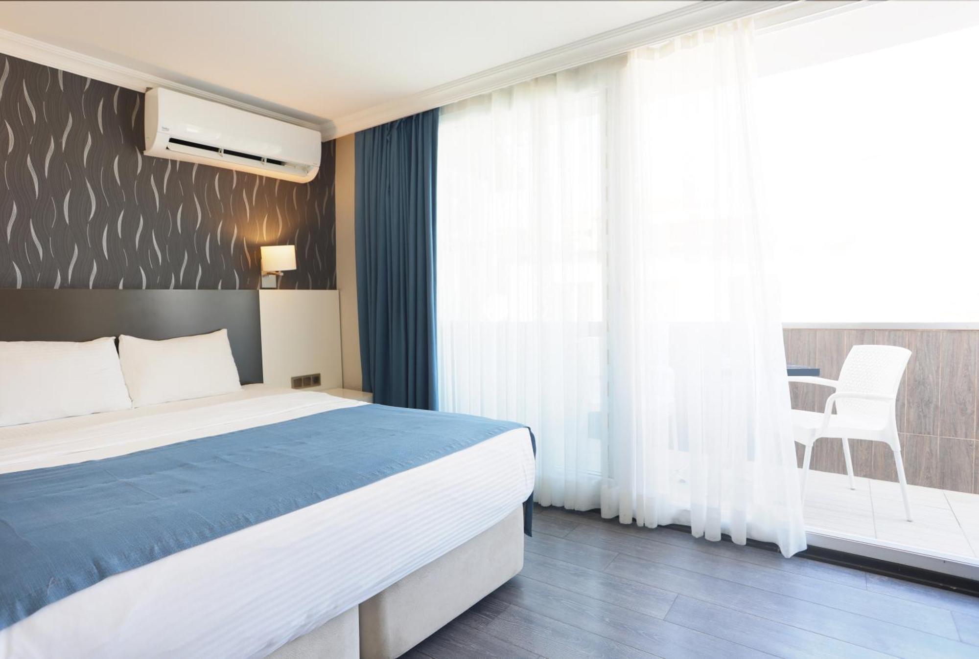 Riva Hotel Alsancak Измир Екстериор снимка